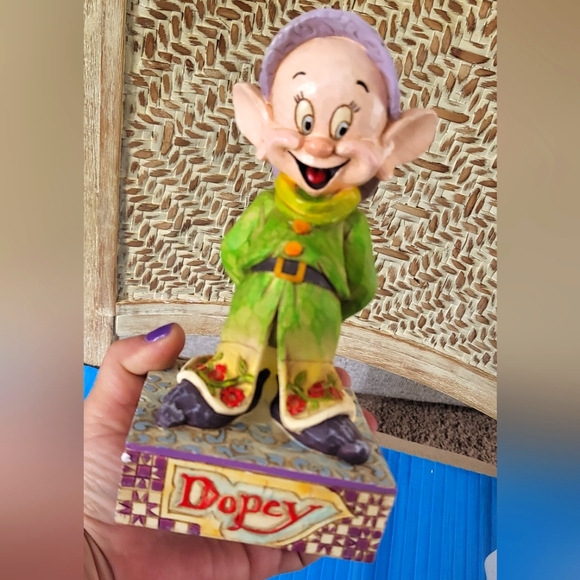 Jim Shore Dopey Disney Traditions Figurine "Simply Adorable" - Picture 2 of 9